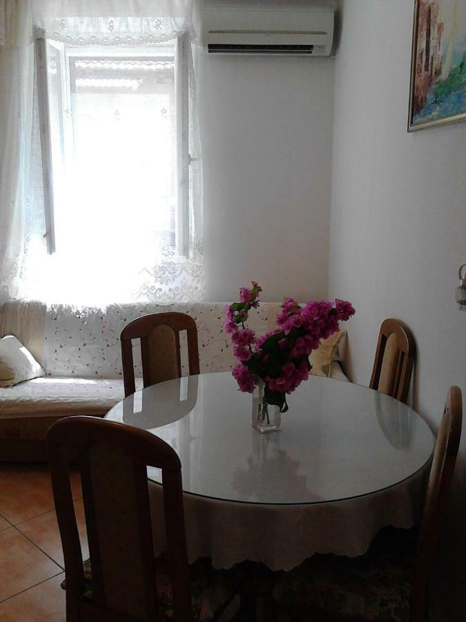 Stone Guest House Split Ngoại thất bức ảnh